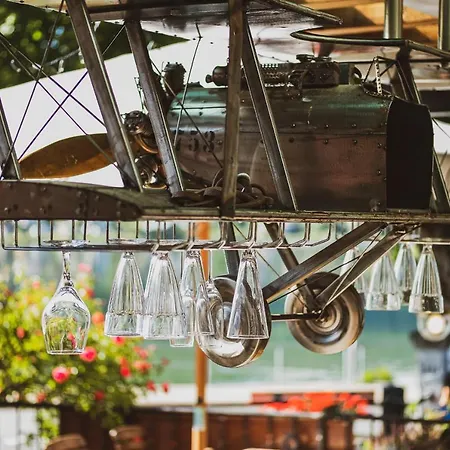 De La Truite & Le Petit Nautilus Hotel