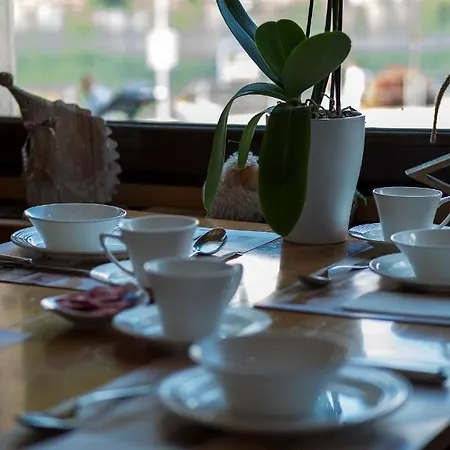 De La Truite & Le Petit Nautilus Hotel 3*