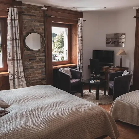 Hotel De La Truite & Le Petit Nautilus