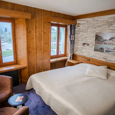 De La Truite & Le Petit Nautilus