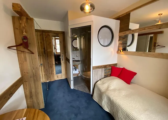 Hotel De La Truite & Le Petit Nautilus 3*