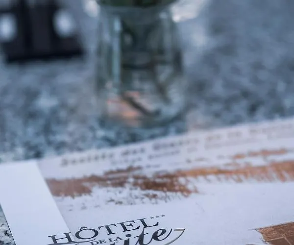 De La Truite & Le Petit Nautilus Hotel