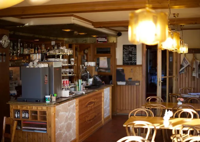 De La Truite & Le Petit Nautilus