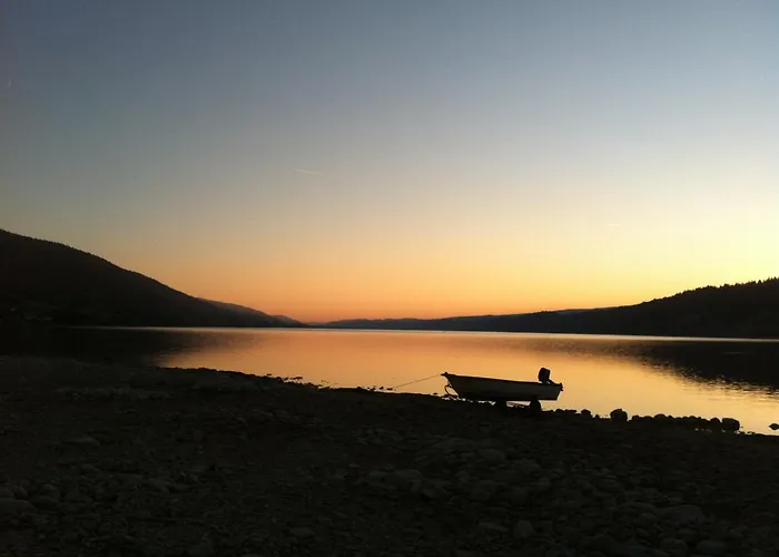 De La Truite & Le Petit Nautilus Le Pont