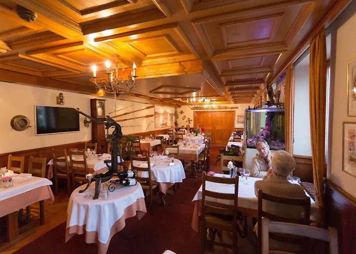 De La Truite & Le Petit Nautilus Hotel Le Pont