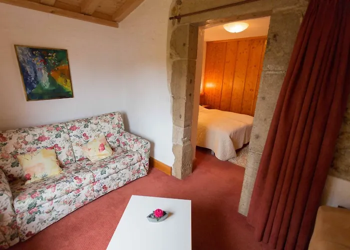 De La Truite & Le Petit Nautilus Hotel Le Pont