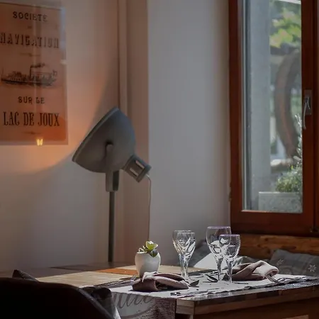 De La Truite & Le Petit Nautilus Hotel Le Pont