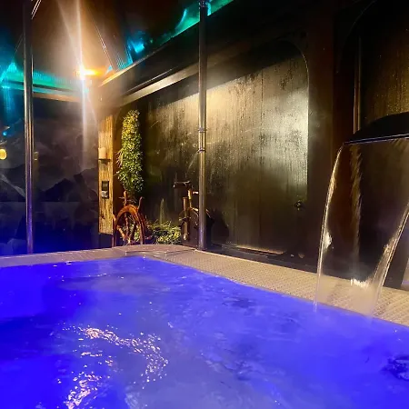 Hotel De La Truite & Le Petit Nautilus 3*